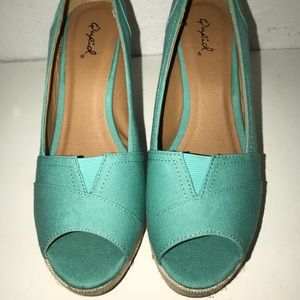 Tiffany blue-ish. Wedges brand new. 4” heel sz 7.5